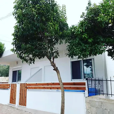 Guest house Ajla